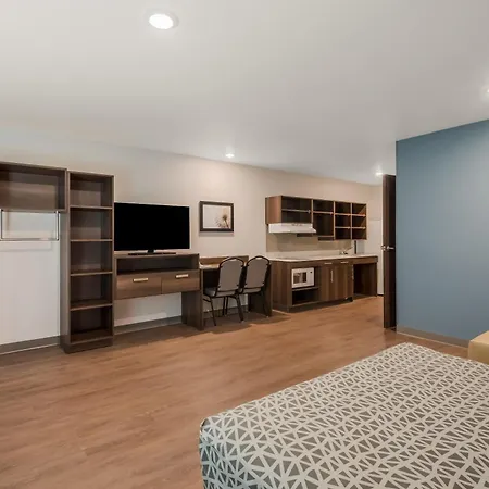 Woodspring Suites Bellflower - Los Angeles